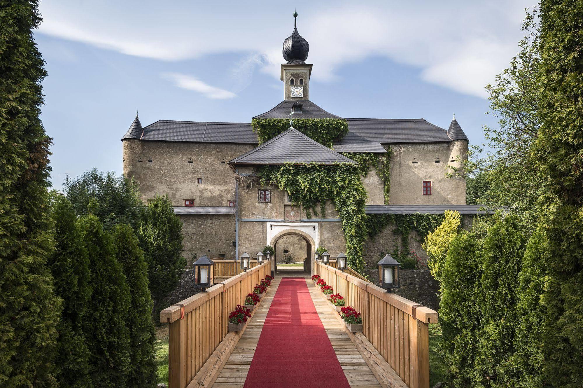 Hotel Schloss Gabelhofen Фонсдорф Екстер'єр фото